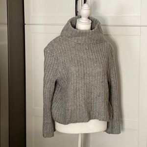Valette Mock Turtleneck Cropped Sweater Grey Size Small (Sm) EUC